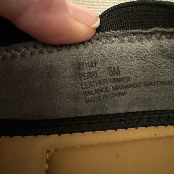 Brand new ballet flats. Black, size 6 - Picture 3 of 3